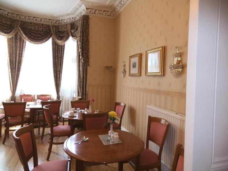 Menzies Apartments Edinburgh Bagian luar foto