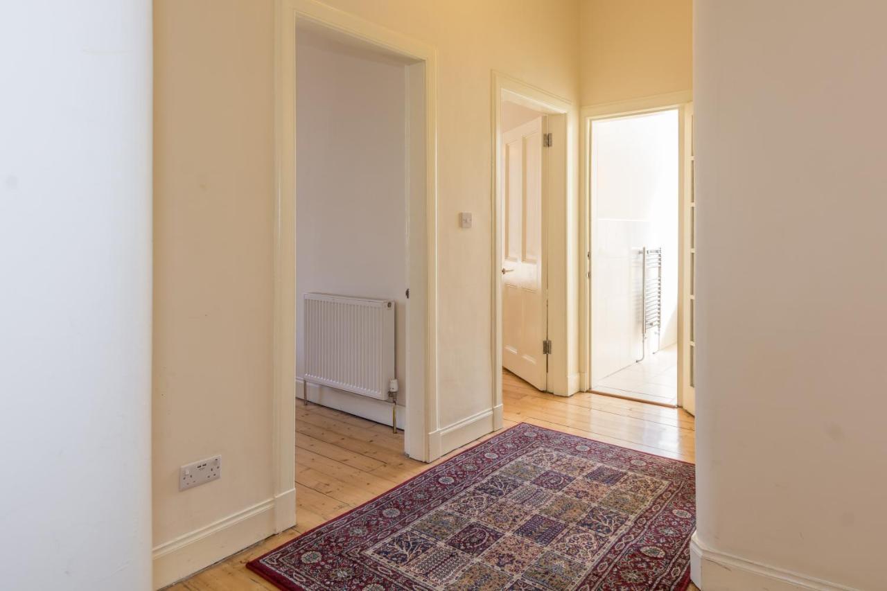 Menzies Apartments Edinburgh Bagian luar foto